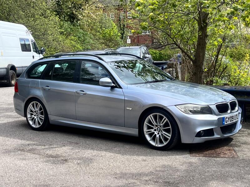 View BMW 3 SERIES  2.0 320d M Sport Touring 5dr Diesel Manual Euro 5 (177 ps) 6 Speed