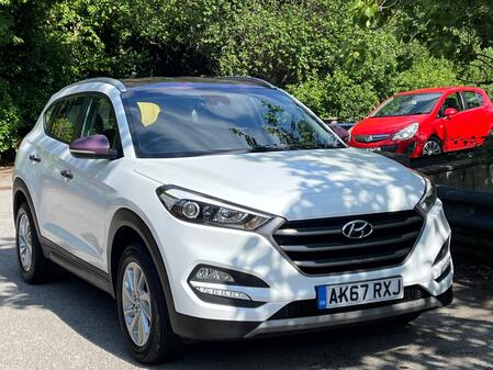 HYUNDAI TUCSON 1.6 GDi Blue Drive SE Nav SUV 5dr Petrol Manual Euro 6 (s/s) (132 ps)