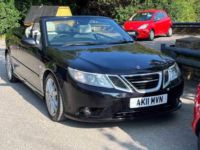 View SAAB 9-3 1.9 TTiD Vector Sport Convertible 2dr Diesel Manual Euro 5 (180 ps)