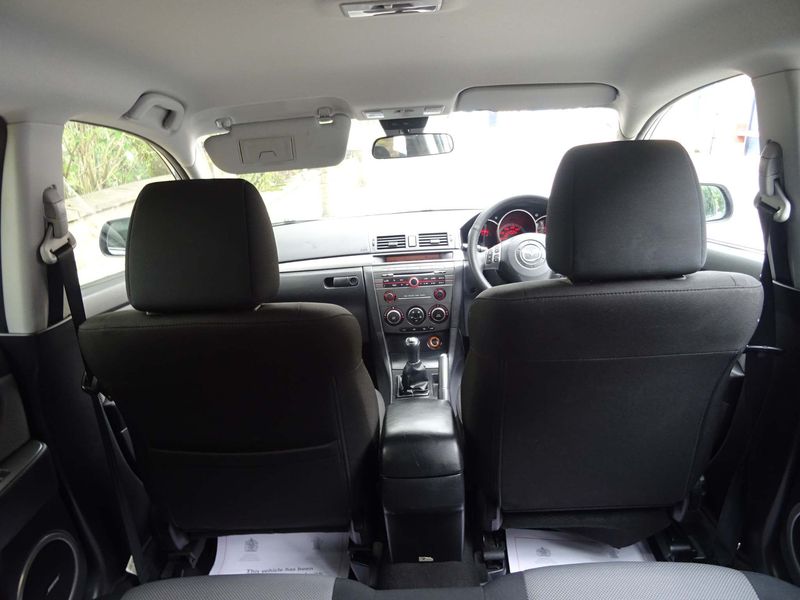 MAZDA MAZDA3