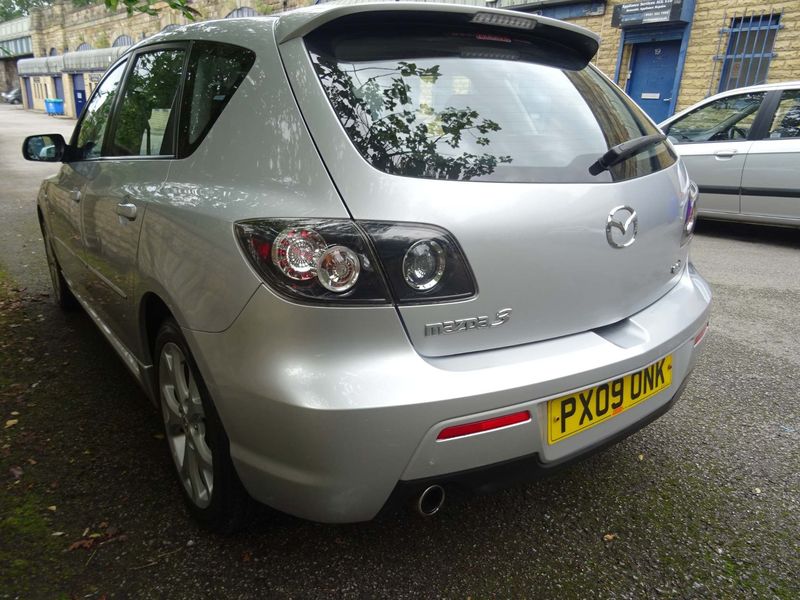 MAZDA MAZDA3