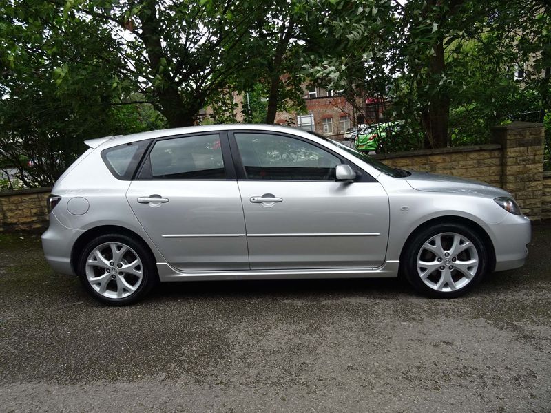 MAZDA MAZDA3