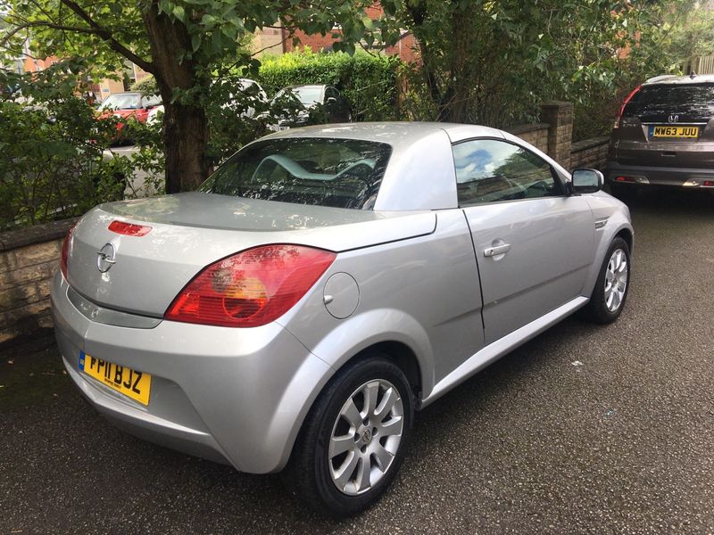 VAUXHALL TIGRA