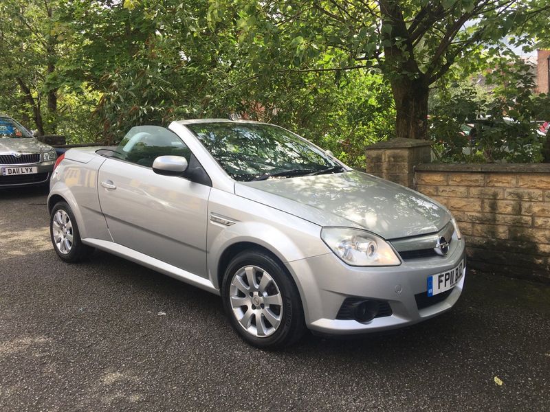 View VAUXHALL TIGRA 1.4 i 16v 2dr