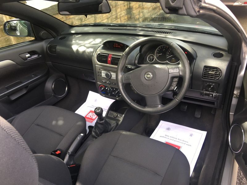 VAUXHALL TIGRA