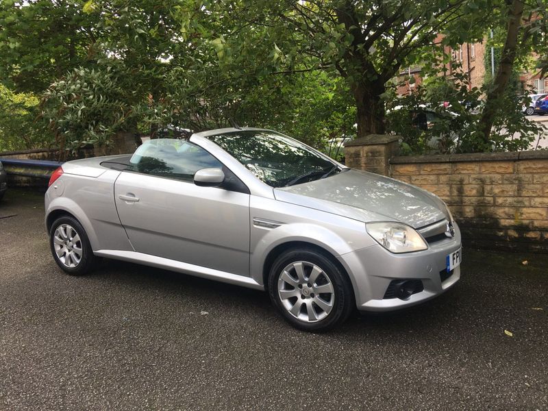 View VAUXHALL TIGRA 1.4 i 16v 2dr