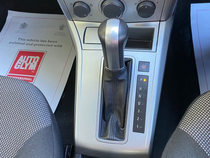 VAUXHALL ASTRA