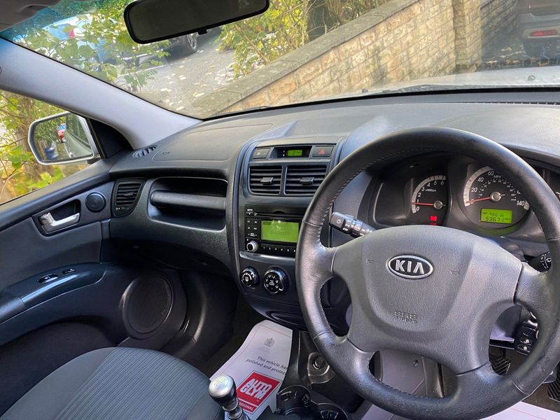KIA SPORTAGE
