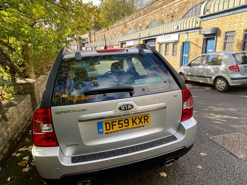 KIA SPORTAGE