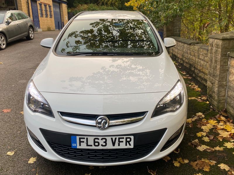 View VAUXHALL ASTRA 1.7 CDTi ecoFLEX 16v ES ss 5dr