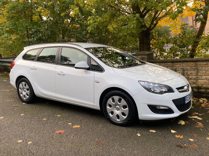 View VAUXHALL ASTRA 1.7 CDTi ecoFLEX 16v ES ss 5dr