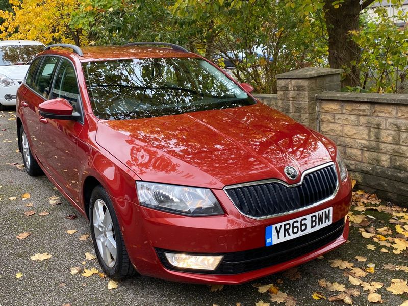 View SKODA OCTAVIA 2.0 TDI SE 4x4 5dr