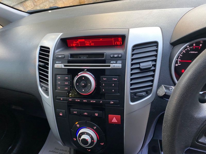 KIA VENGA
