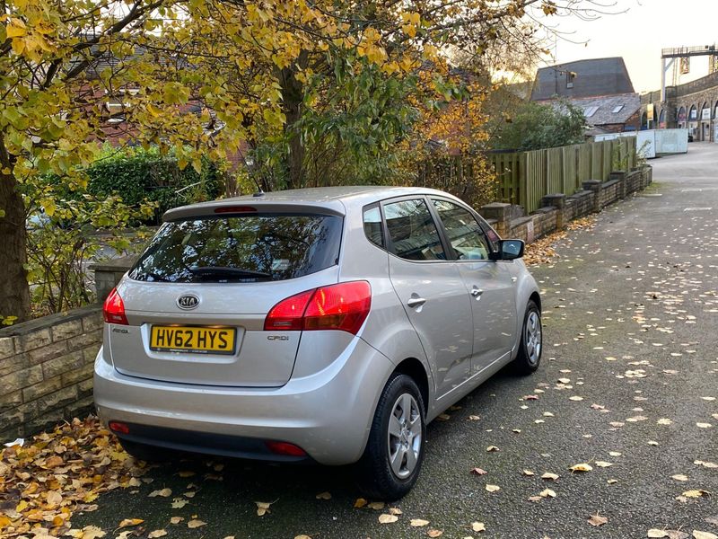 KIA VENGA