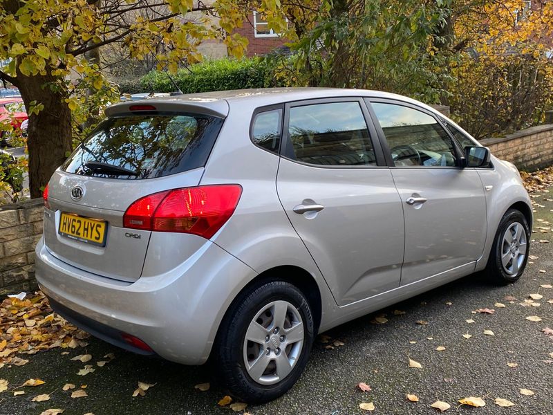 KIA VENGA
