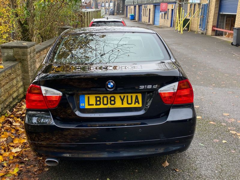 BMW 3 SERIES