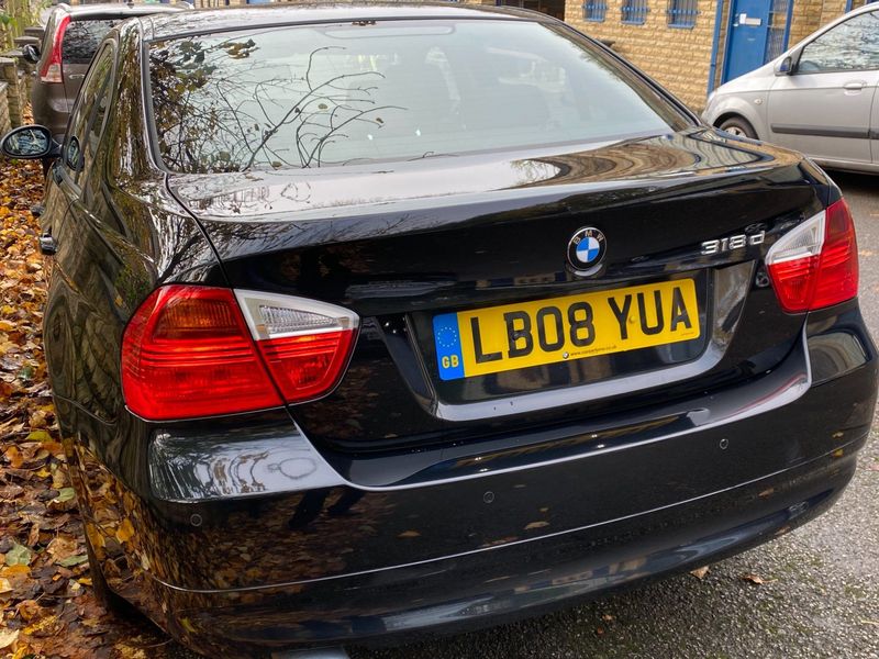 BMW 3 SERIES