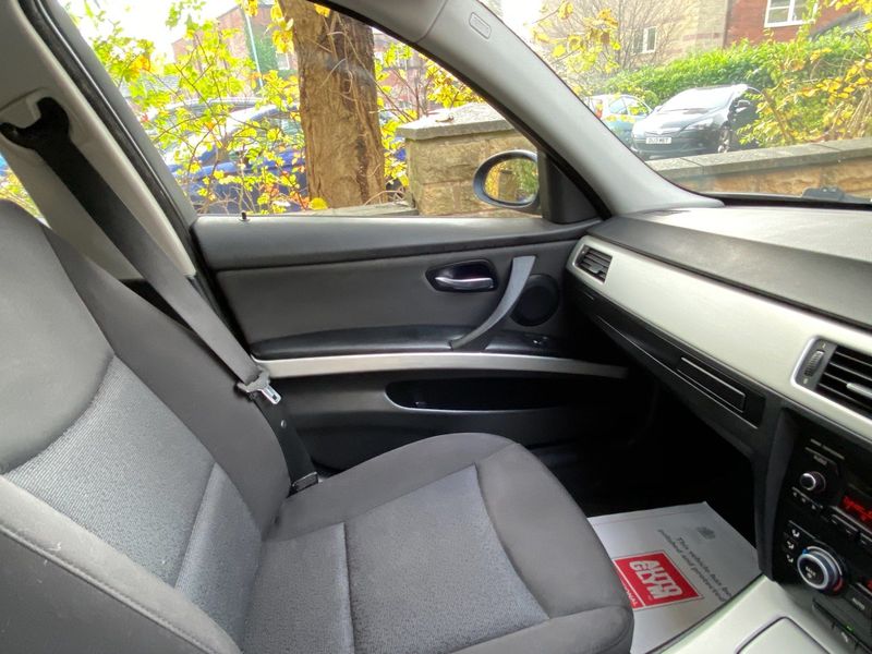 BMW 3 SERIES