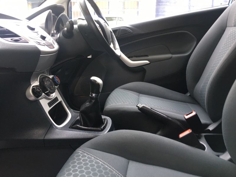 FORD FIESTA