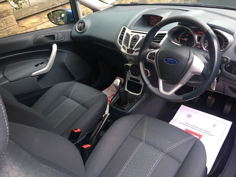 FORD FIESTA