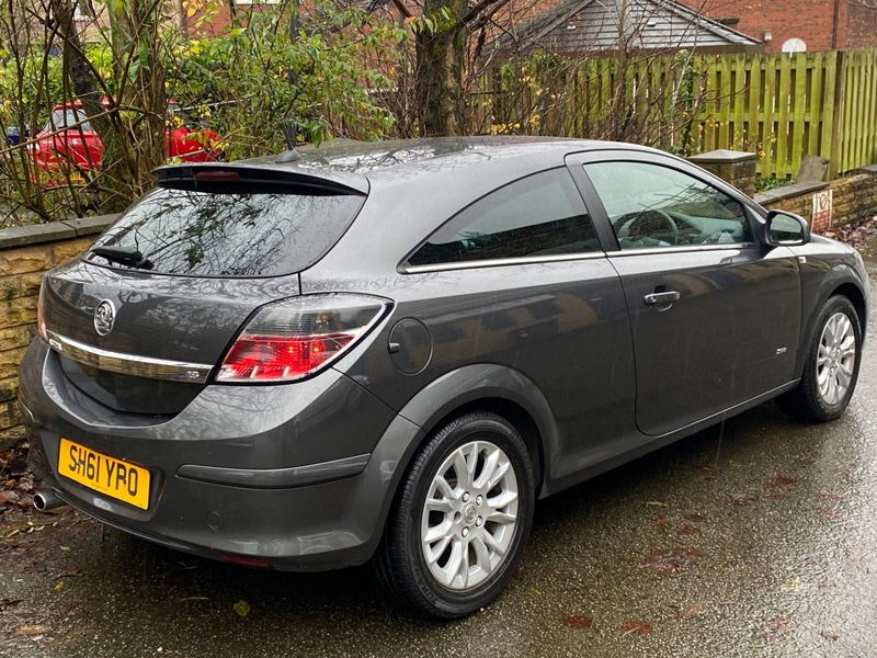 VAUXHALL ASTRA