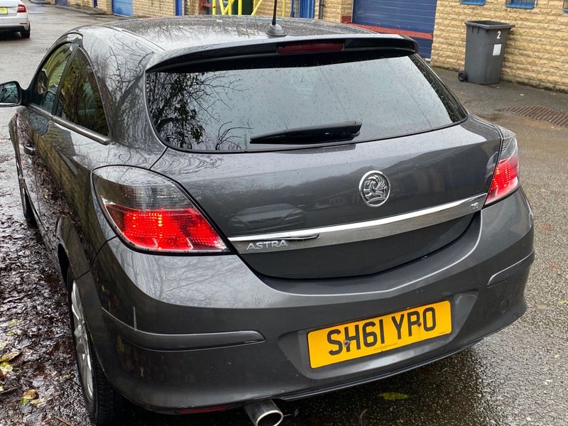 VAUXHALL ASTRA