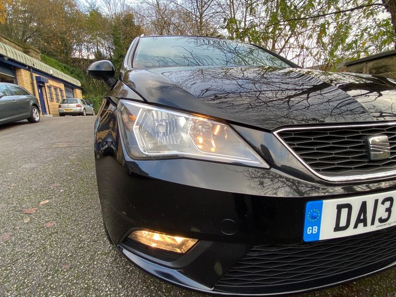 SEAT IBIZA