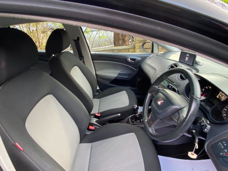 SEAT IBIZA