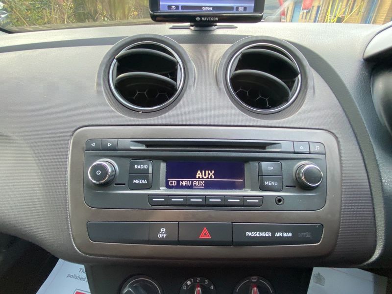 SEAT IBIZA