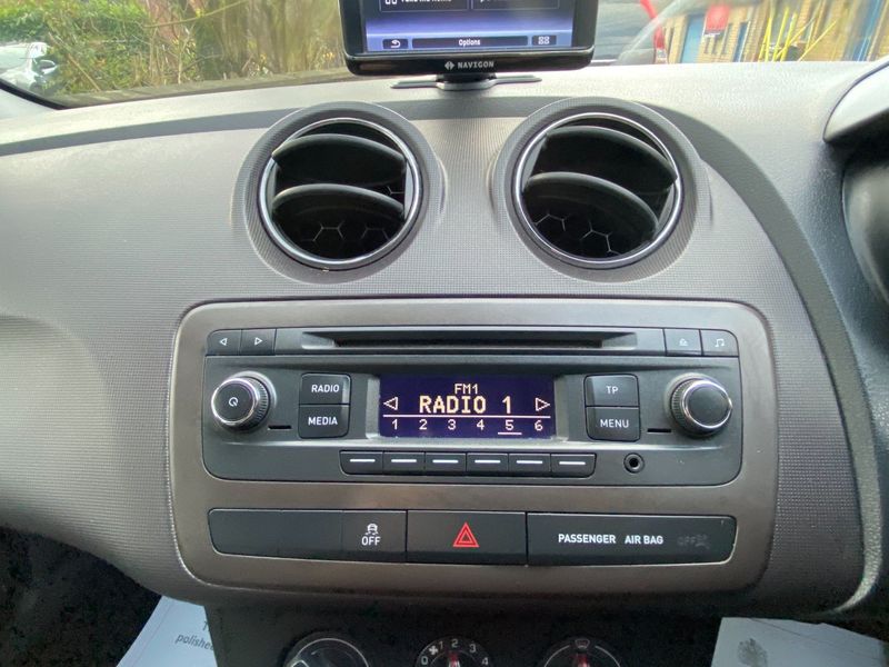 SEAT IBIZA