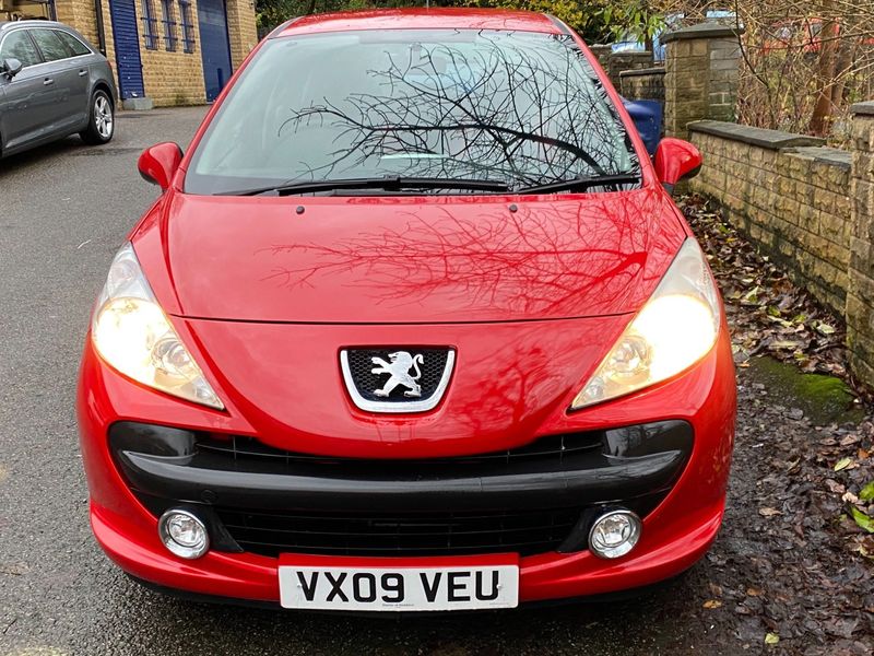 View PEUGEOT 207 1.4 Verve 5dr