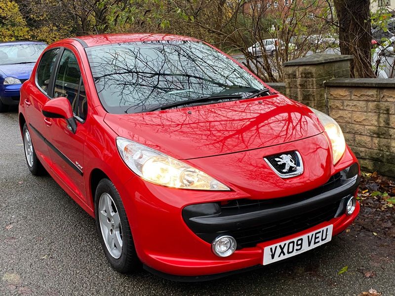 View PEUGEOT 207 1.4 Verve 5dr