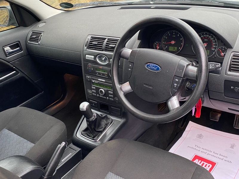 FORD MONDEO
