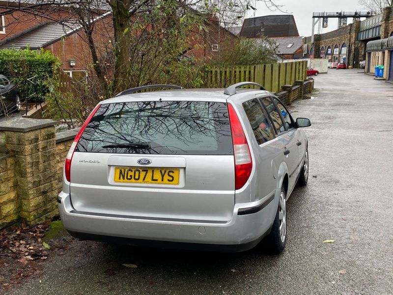 FORD MONDEO