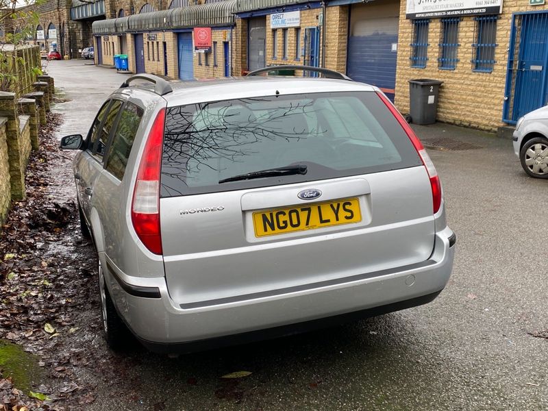 FORD MONDEO