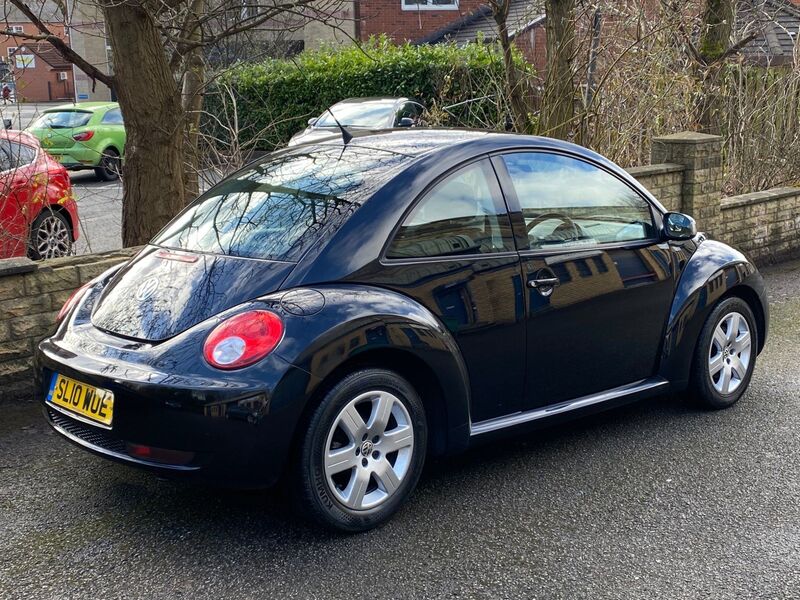 VOLKSWAGEN BEETLE
