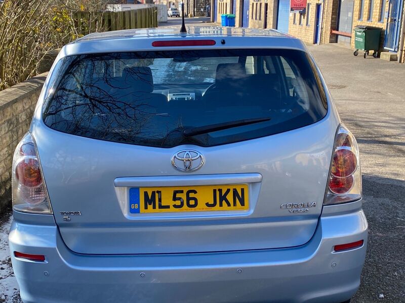 TOYOTA COROLLA VERSO