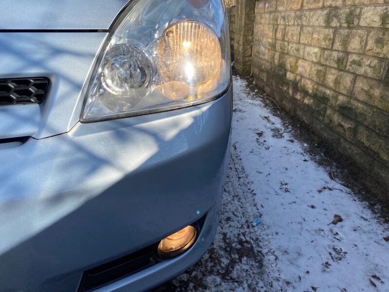 TOYOTA COROLLA VERSO