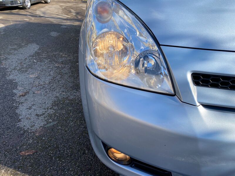 TOYOTA COROLLA VERSO